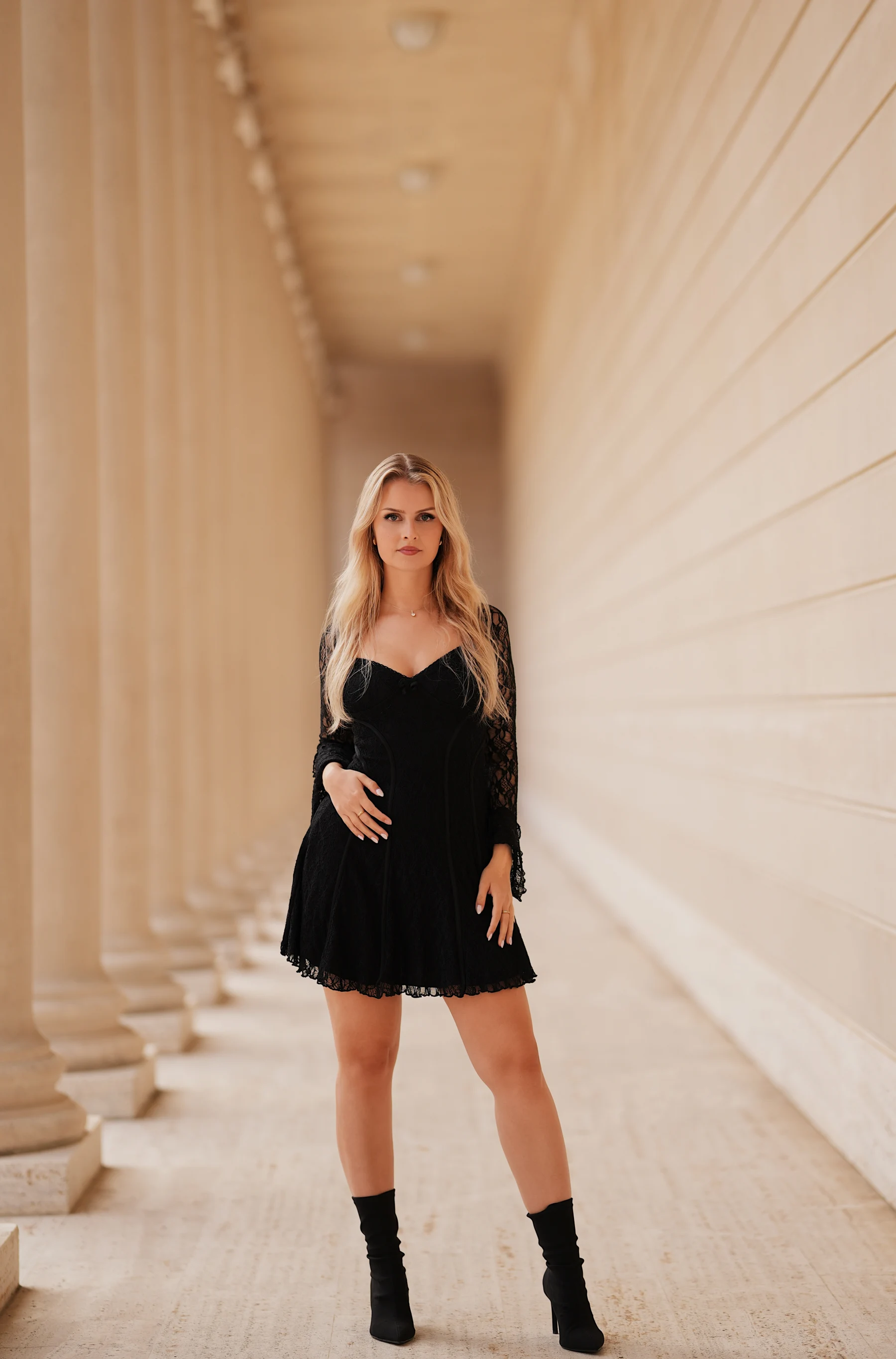 More of Anna at the Legion of Honor, San Francisco, Sony A7IV FE 85mm F1.4 GM II 1 of 10