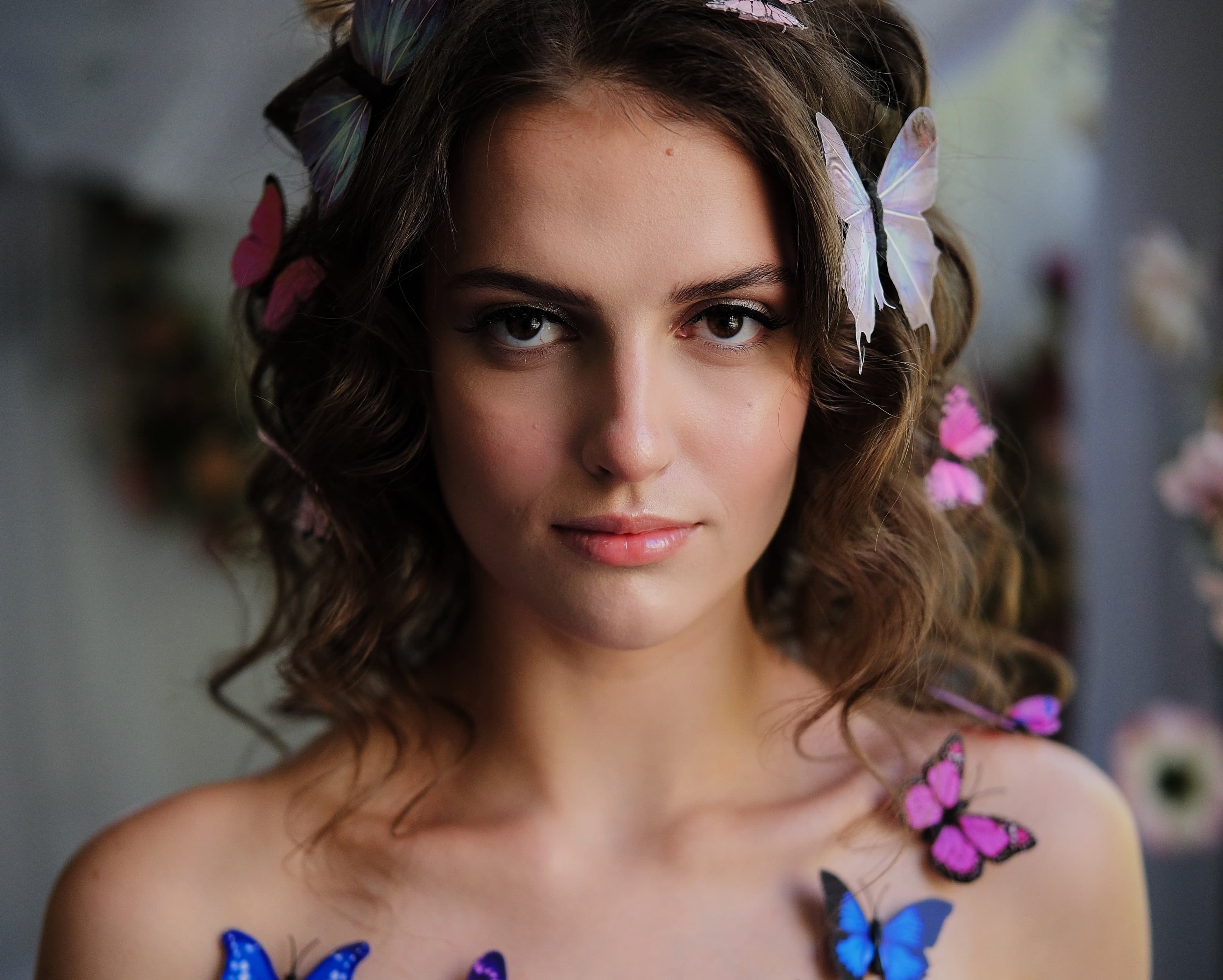 Indoor Studio Portraits: Viltrox 27mm f1.2 Pro and Fujifilm X-H2