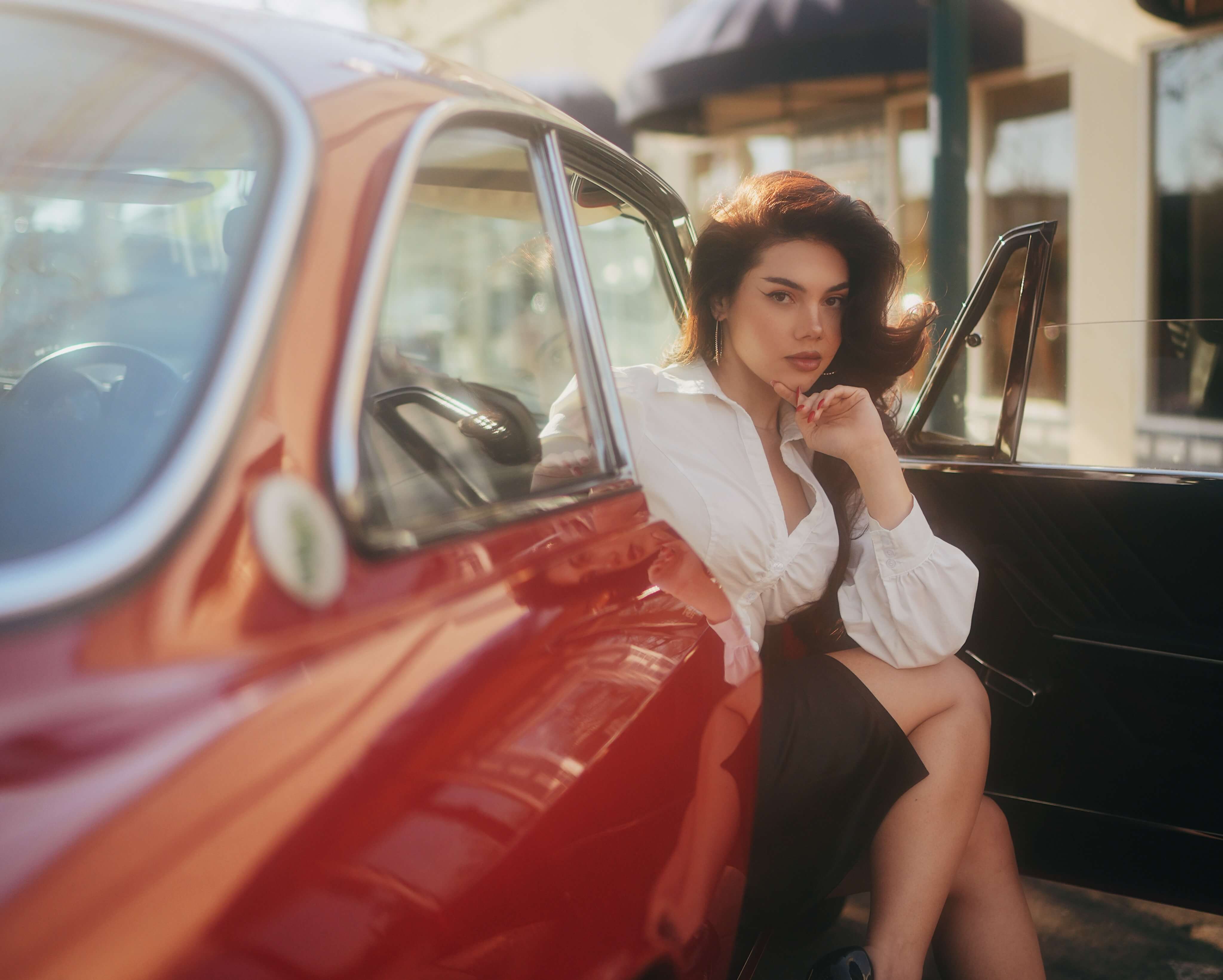 Zeiss 35mm F1.4 ZA on Sony A7IV with K&F Black Diffusion 1/4: Dreamy Cinematic Retro Portraits Guide