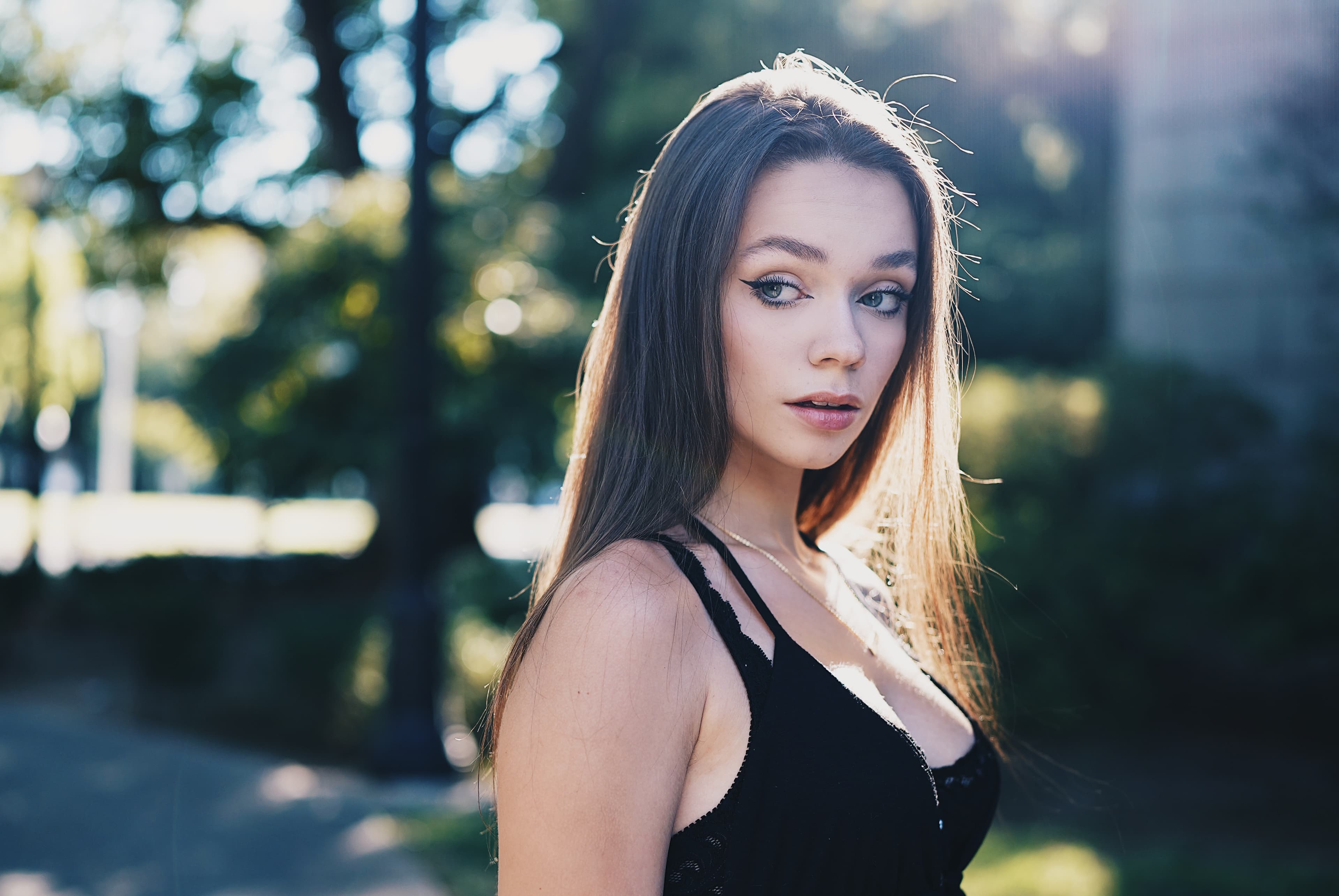 Five Portraits Tips from My Recent Photoshoot - FE 35mm F1.4 GM, Sony A7III
