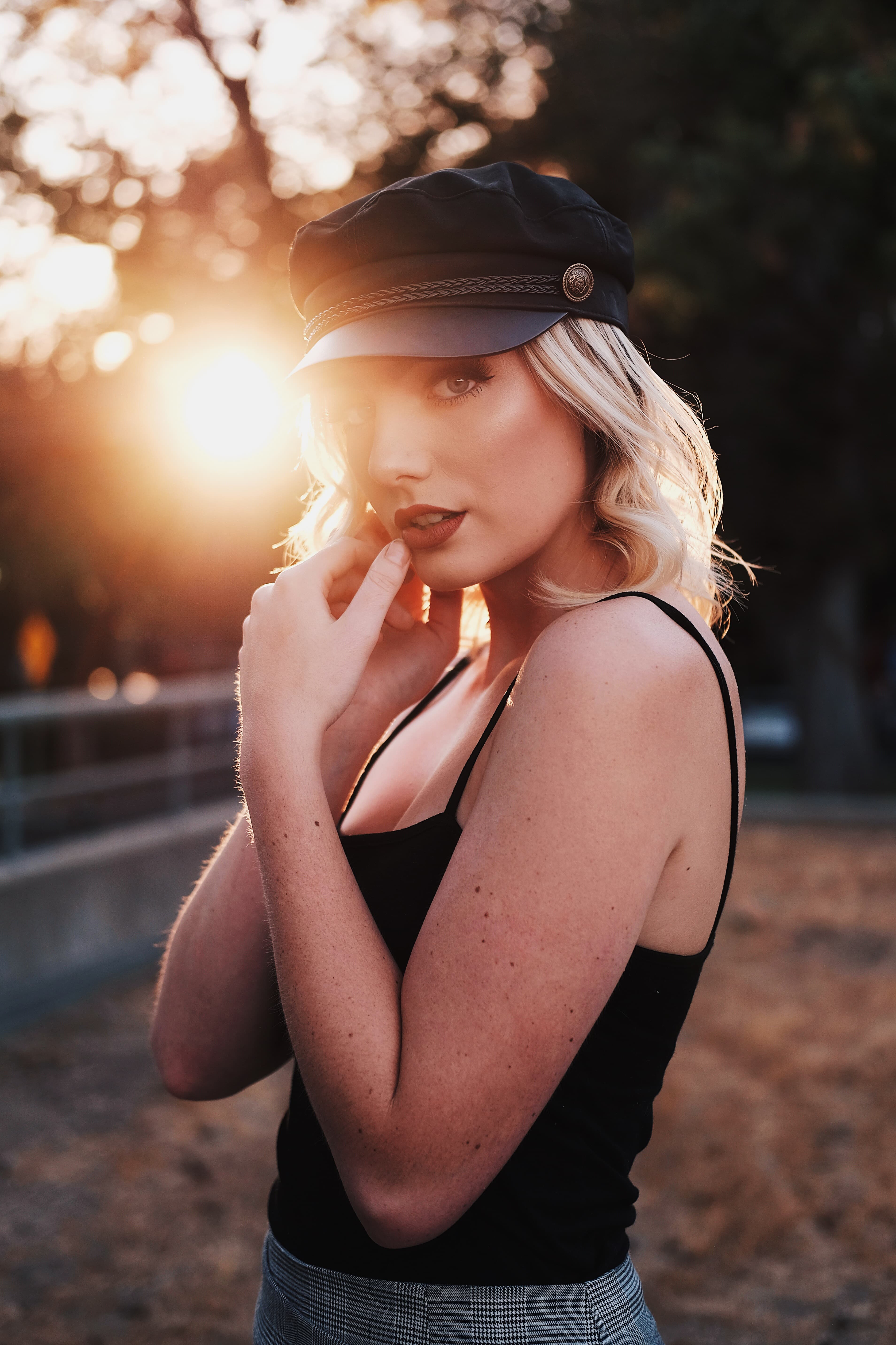 Fujifilm Lenses for Portraits: XF 23mm F2 WR vs XF 35mm F2 WR
