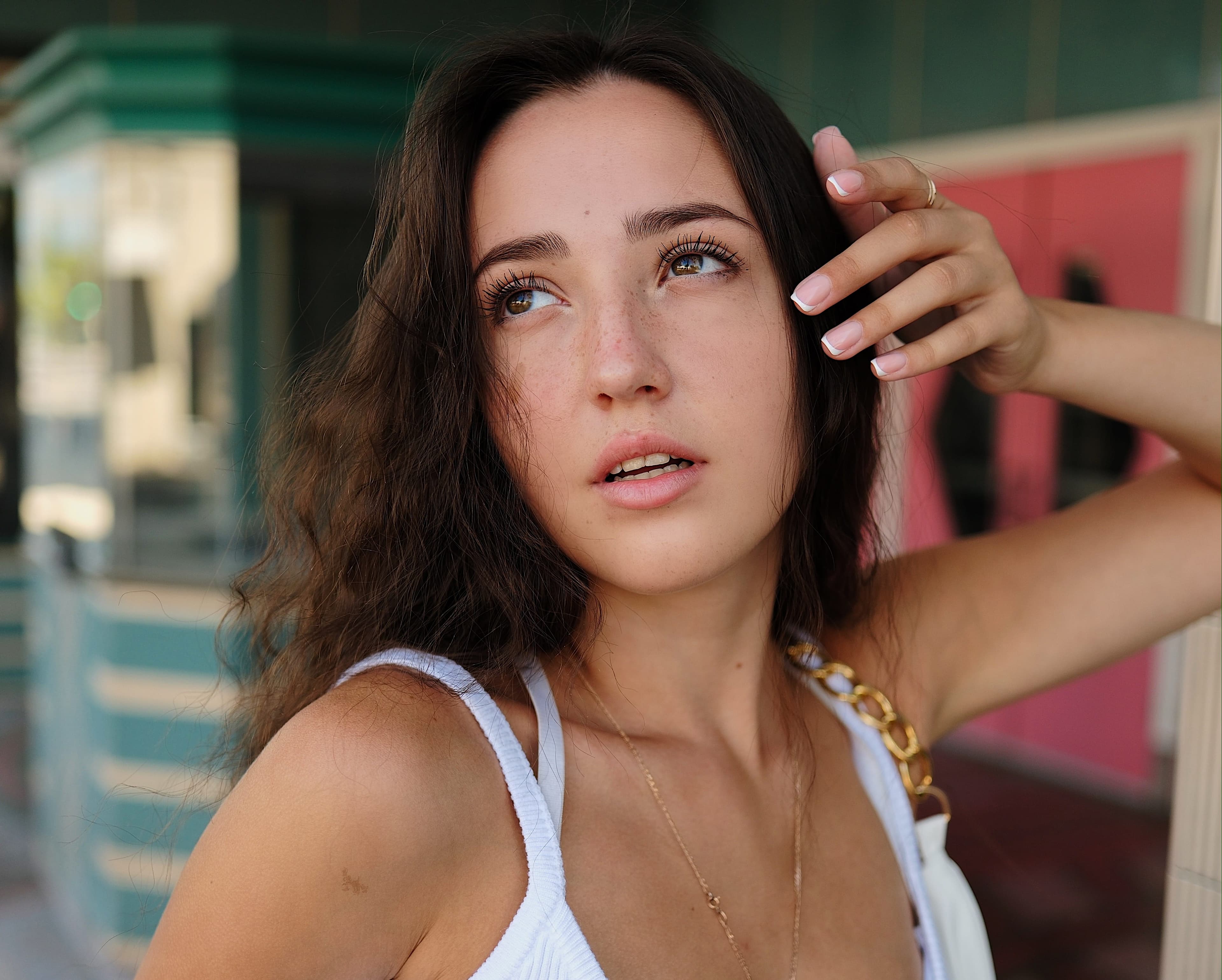 Viltrox 27mm F1.2 Pro vs. Fujifilm XF23mm F1.4 LM WR - Sharpness, Color, and Bokeh