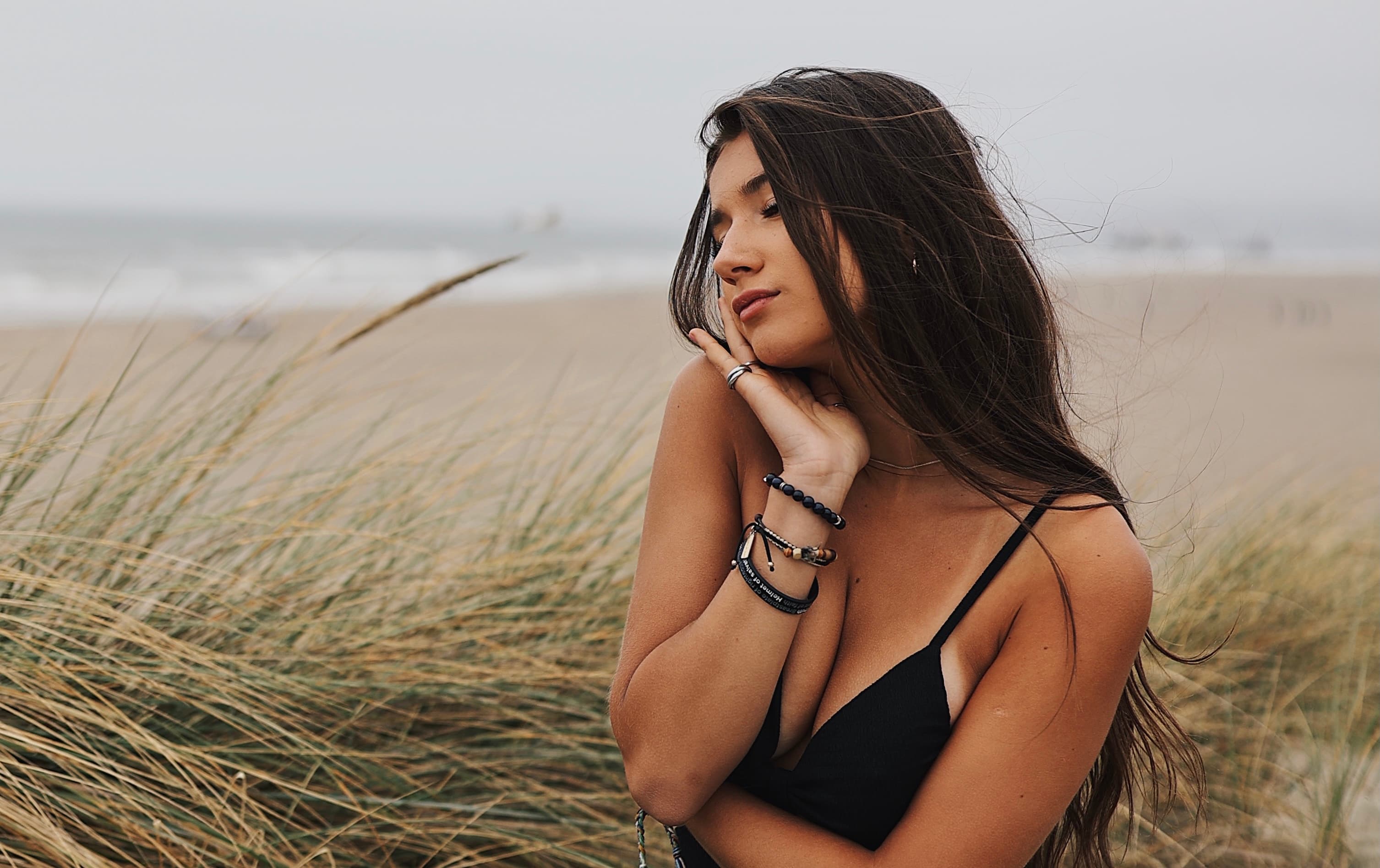 How to Shoot Overcast Portraits Using Canon EOS R6, EF 35mm F1.4 L Mark II - San Francisco 4 Outfits