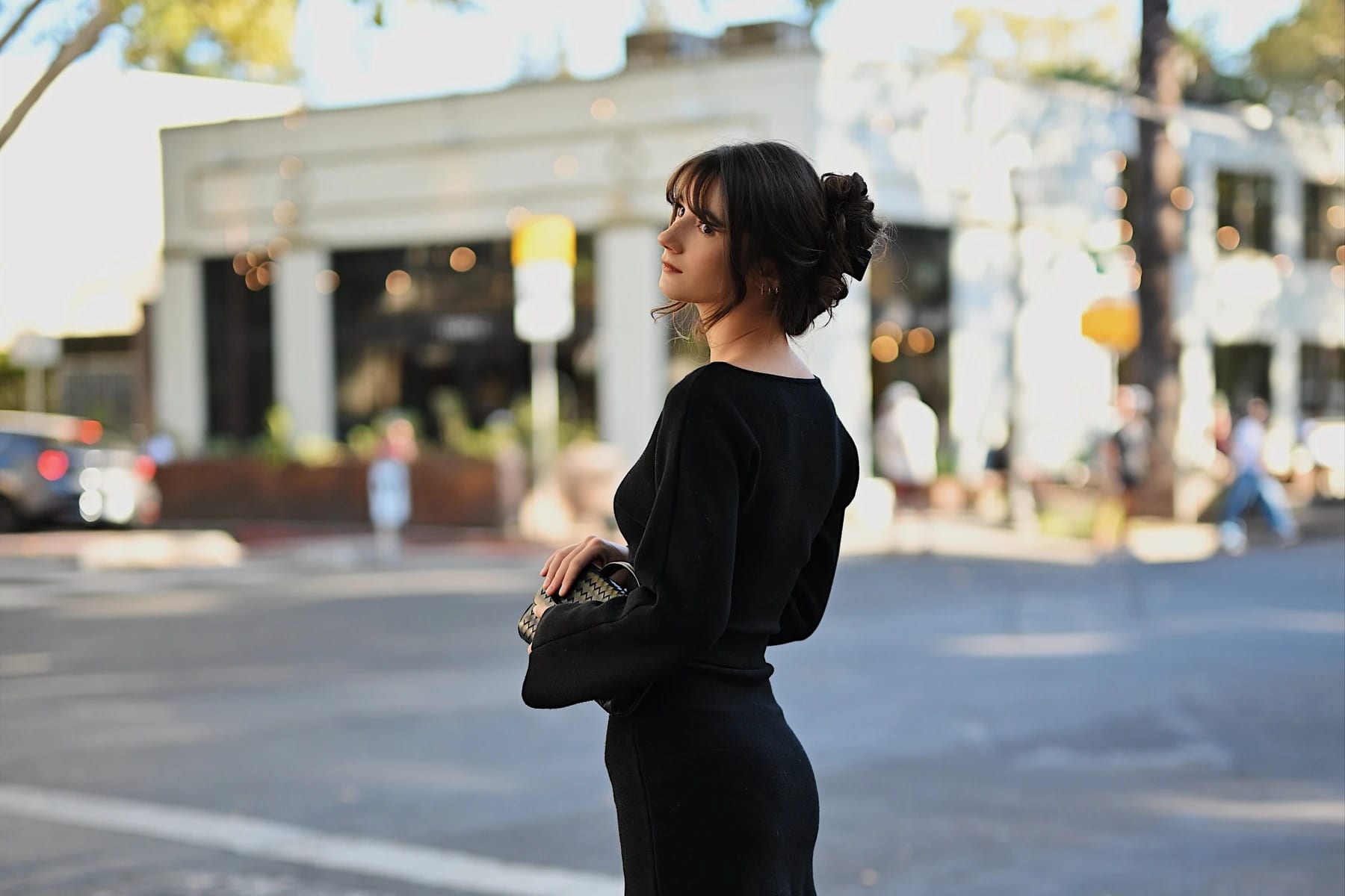 Nikon Z6III + Nikkor Z 50mm f/1.2 S: First Fall Portraits with Rosina in Midtown Sacramento