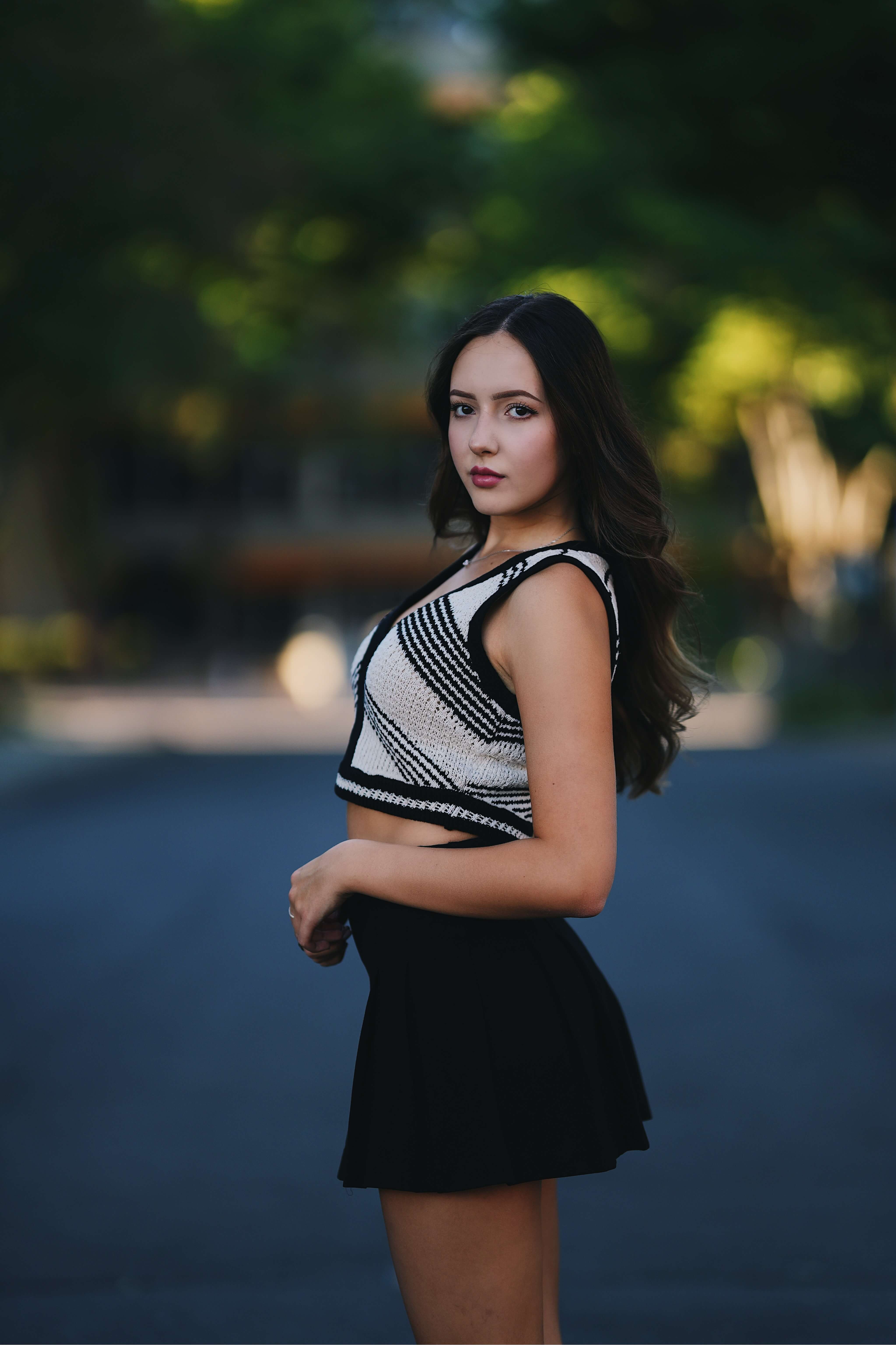 Sigma 105mm F1.4 Sony A7iv | Model: andreailieva_5 | ISO 100, 1/1000s, F1.4