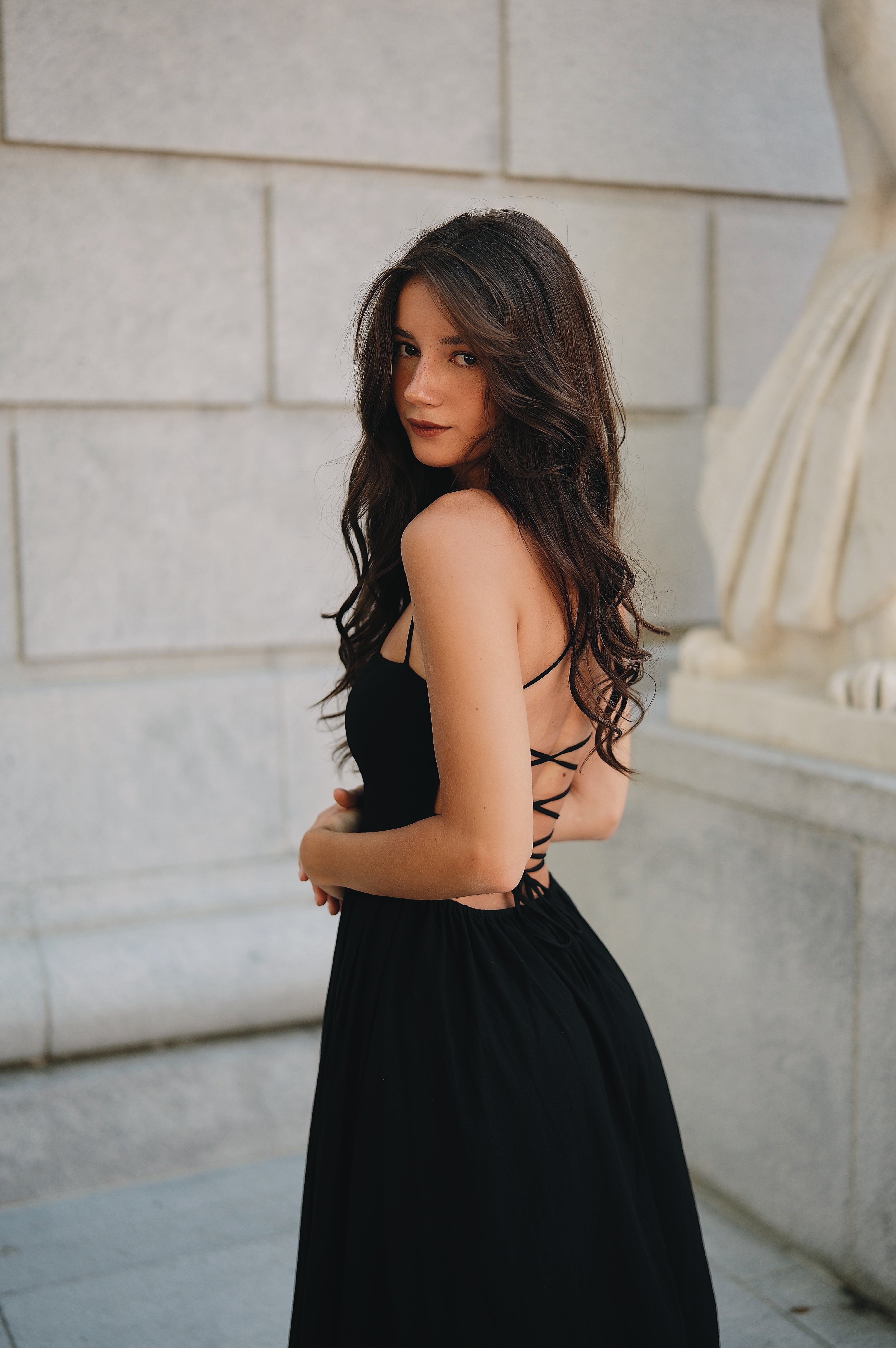 Model: rosinashakirova | ISO125, 1/500s, F1.2, Viltrox 27mm