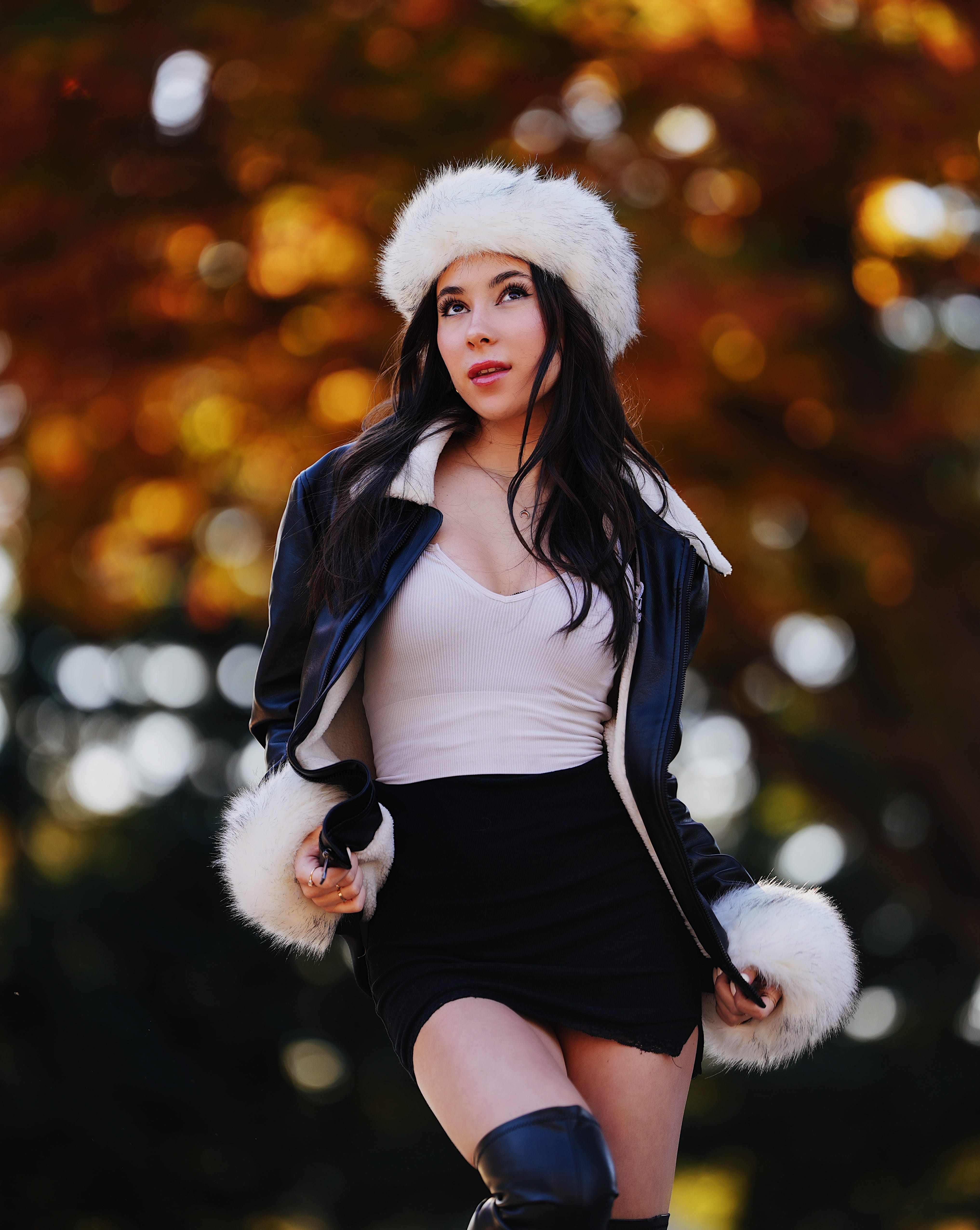 Samyang 135mm Bokeh Portraits, ISO 100, 1/500s, F1.8 | Model: arsishakirova | Sony A7iv