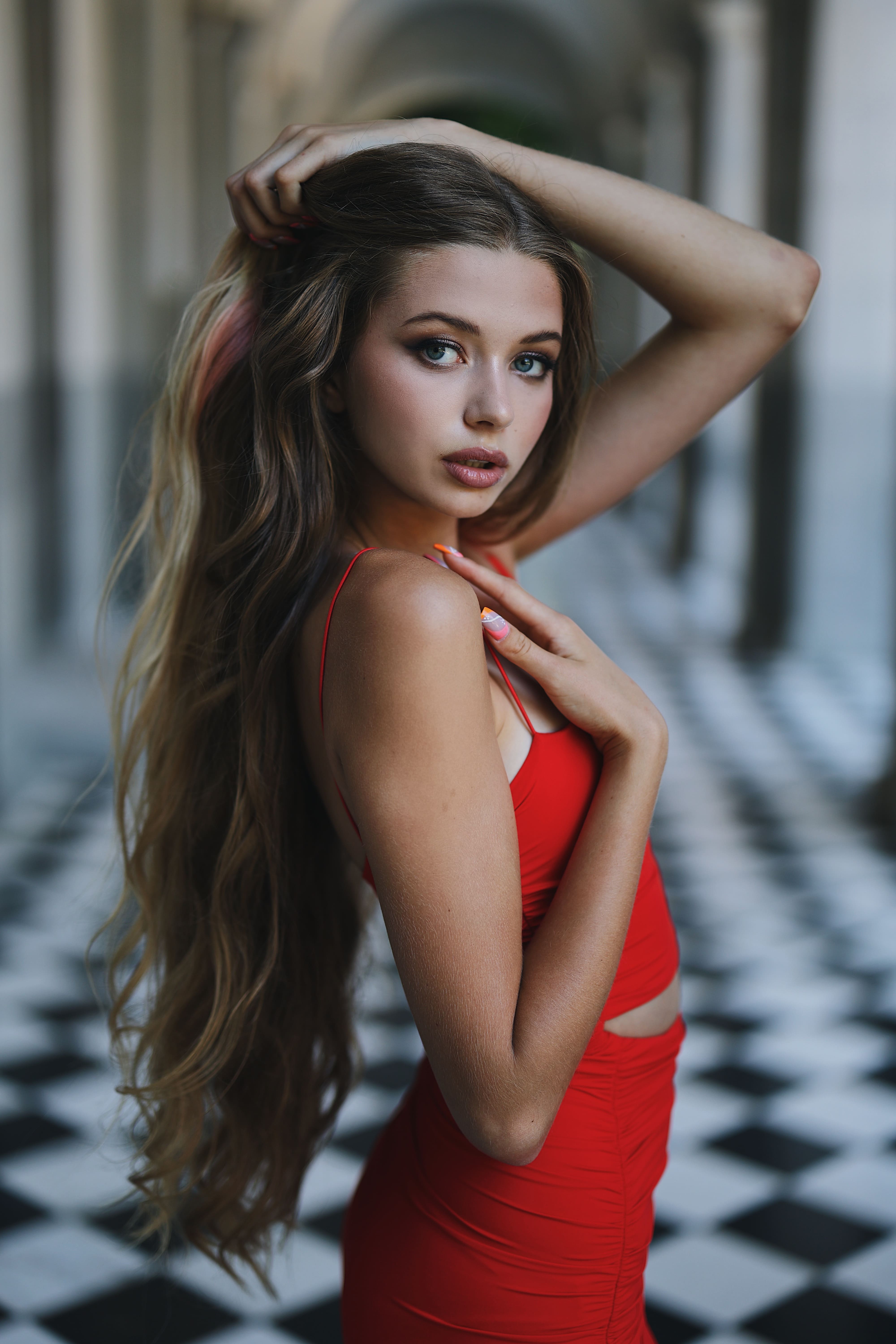 model: sofia_ruzhytska | RF50mm F1.2 L
