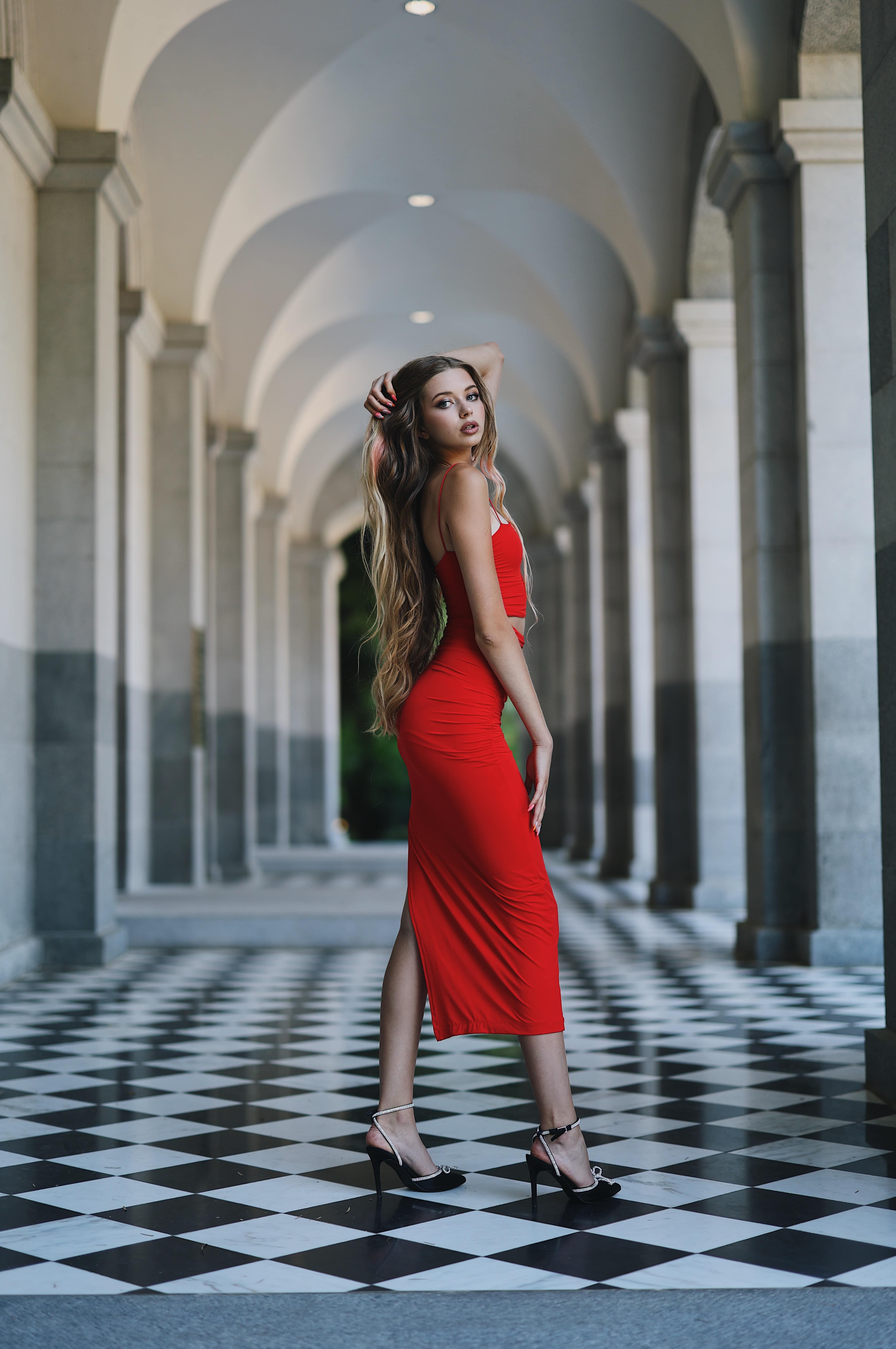 model: sofia_ruzhytska | RF50mm F1.2 L